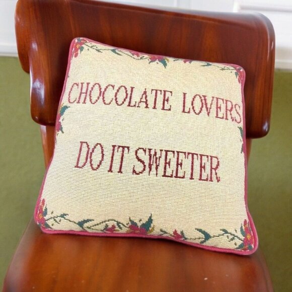 Unbranded Other - Chocolate Lovers Floral Tapestry Decorative Pillow Cushion 12"x12" Beige & Red